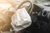 ¿Qué hacer si se despliegan los airbags de un carro?