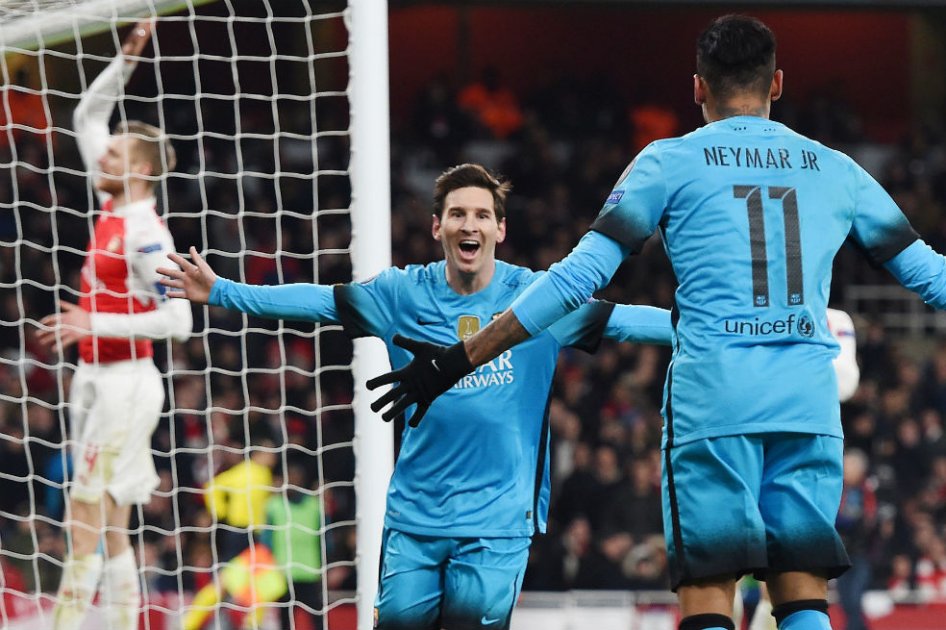 Lionel Messi celebra el primer gol del triunfo del Barcelona en Londres. Foto: AFP