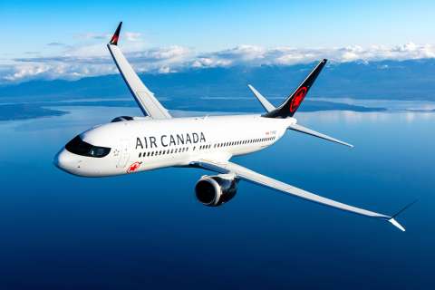 Por no hablar francés: directivo de Air Canadá renuncia en polémica por no hablar el idioma