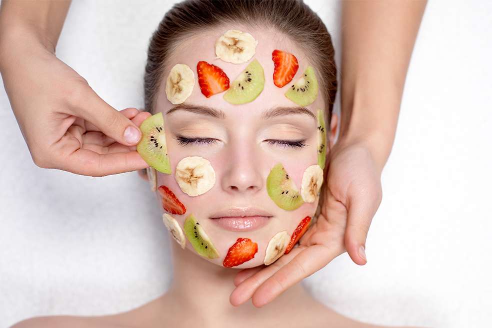 Mascarillas de fruta para el rostro. Mascarillas caseras faciales.