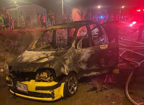 Noche de crisis en Tuluá: atentados, toque de queda y militarizada