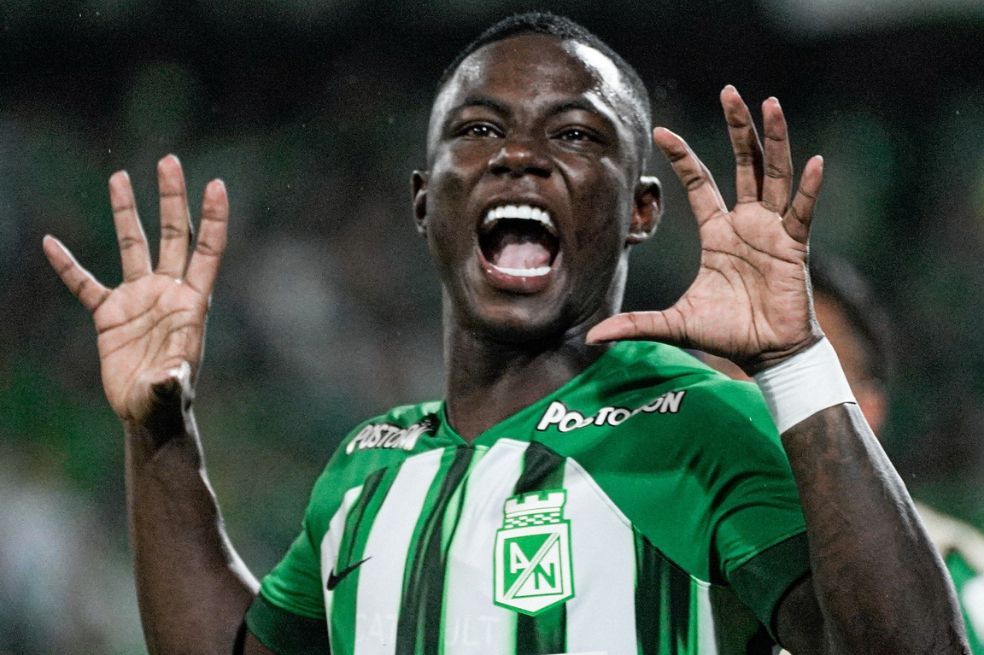 Marino Hinestroza (foto) ha sido un dolor de cabeza para la defensa de Santa Fe en la banda derecha junto con Andrés Román.