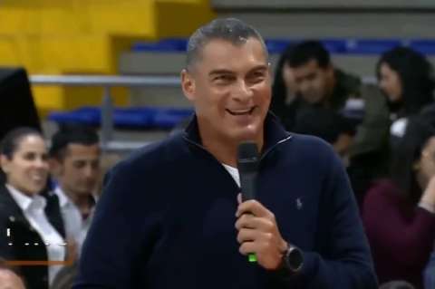 Faryd Mondragón: “La medalla de oro del fútbol femenino fue gracias a la vicepresidenta”