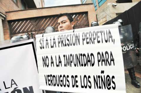 En sexto debate, Cámara aprueba cadena perpetua para violadores de niños