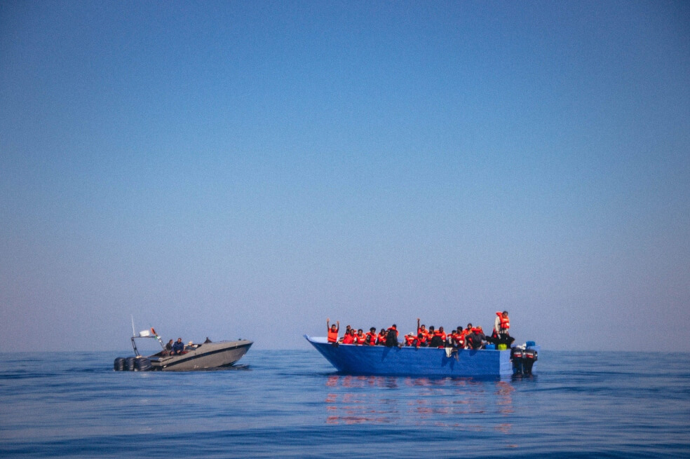 Durante las últimas semanas se han encontrado embarcaciones con migrantes que intentan llegar a Europa. / AFP