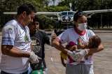 Hospitalizan niños yanomami en Brasil en medio de la emergencia por desnutrición