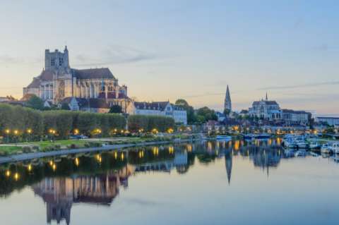 Francia, recorrido por una nación rebelde