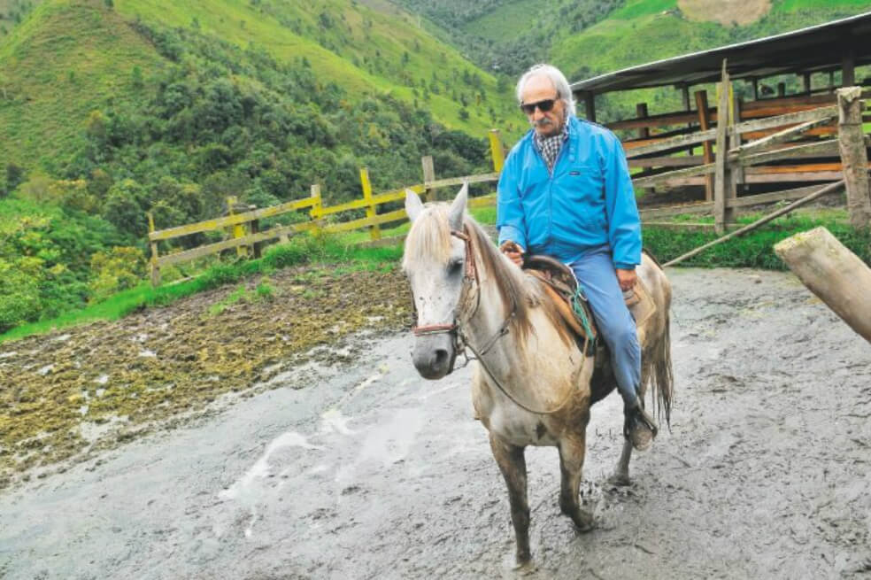 Alfredo Molano Bravo narró las historias de los municipios más alejados, olvidados y golpeados por un conflicto que ha dejado marcas indelebles en el país. / Cristian Garavito-El Espectador