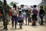 El riesgo de ir a estudiar para los niños venezolanos que viven en la frontera