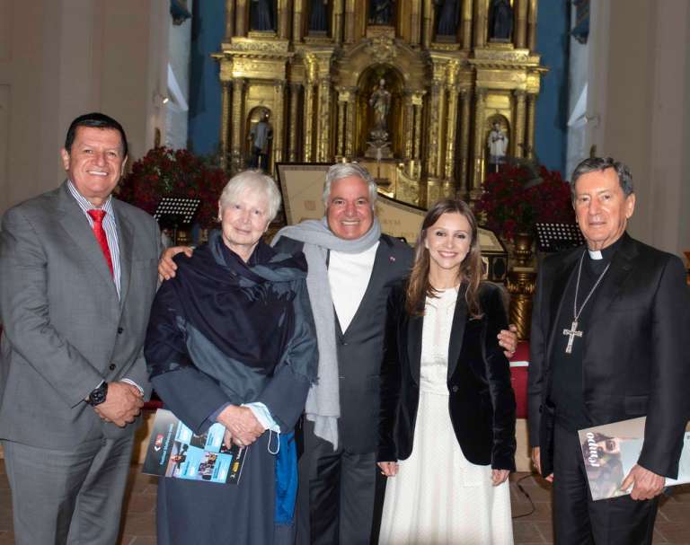 Pastor Eduardo Gómez, Danielle Bessudo, Jean Claude Bessudo, Marianna Piotrowska, Cardenal Rubén