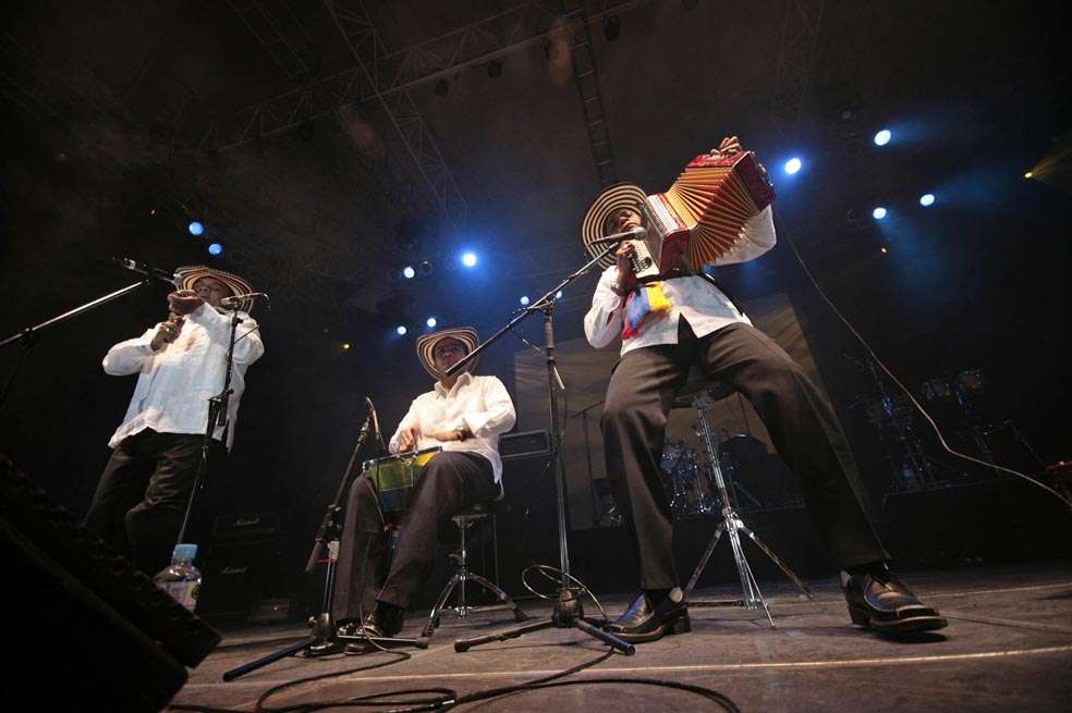 En su historia, ninguna mujer ha ganado el título de “rey vallenato”. / AFP