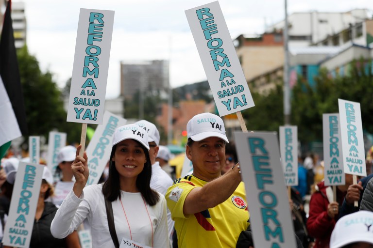 Sociedades médicas radican el 1 de agosto otra reforma a la salud. ¿Qué proponen?