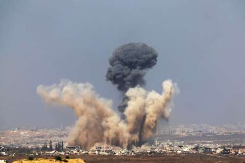 Otro ataque de Israel a una escuela en Gaza deja por lo menos 10 muertos