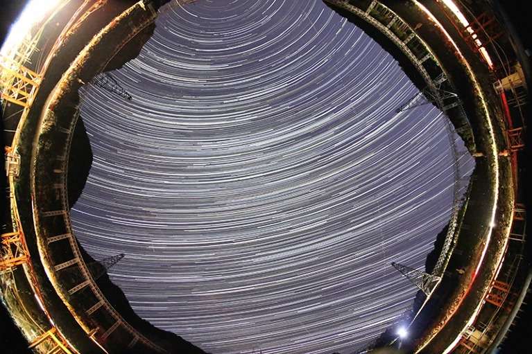 Ondas gravitacionales.