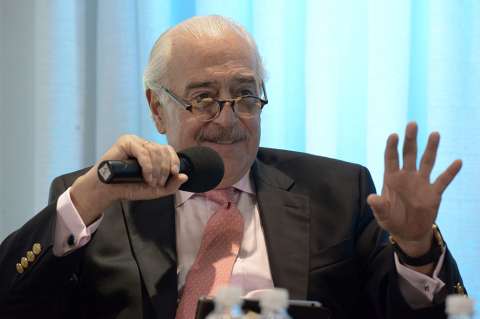 Pastrana dice que nunca visitó la “infame” isla de Epstein