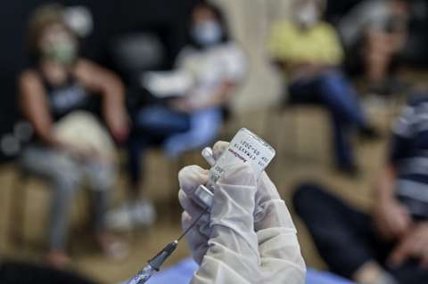 Es hora de actuar contra las bandas antivacunas