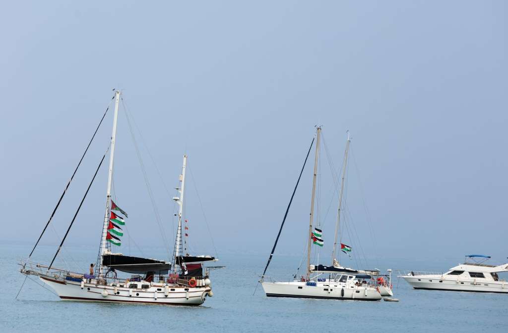 Sidi Bou Said (Tunisia), 08/09/2025.- Vessels, part of the Global Sumud Flotilla, off the coast of Sidi Bou Said, Tunisia, 08 September 2025. The flotilla, an international maritime initiative, is expected to depart from Tunis on 10 September, as part of a multi-country humanitarian effort to reach the shores of Gaza and deliver humanitarian aid. (Túnez, Túnez) EFE/EPA/MOHAMED MESSARA