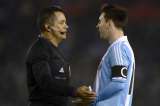 Lionel Messi criticó el arbitraje del partido entre Argentina y Colombia