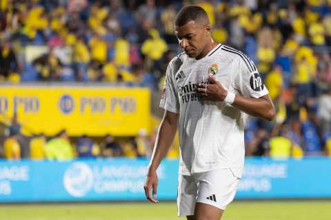 Crecen las críticas a Mbappé por un nuevo empate de Real Madrid: ¿no encaja?