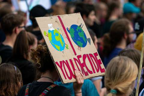 Tras cinco años del Acuerdo de París el estado del planeta es suicida
