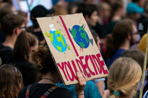 Tras cinco años del Acuerdo de París el estado del planeta es suicida