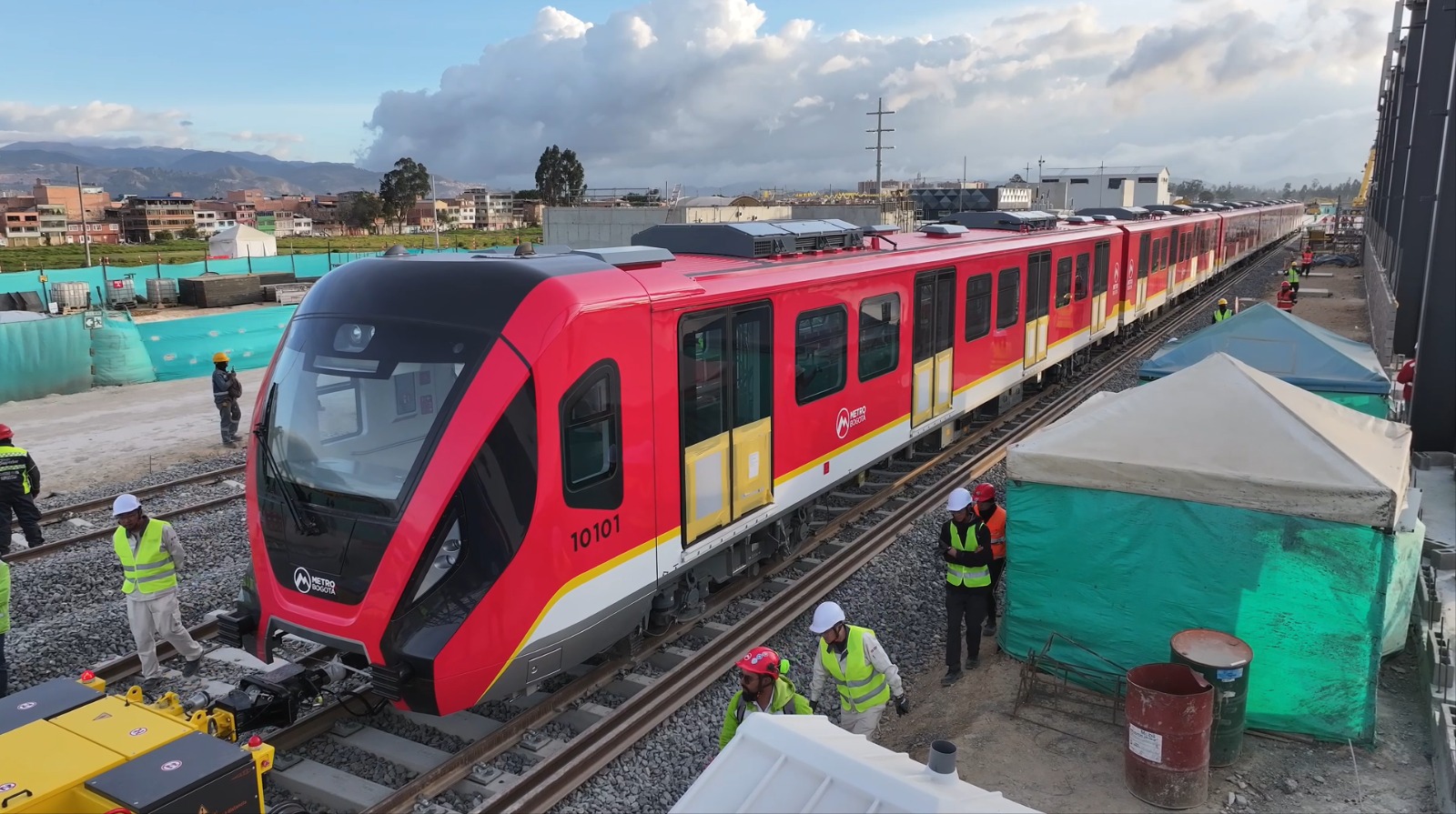 El primer tren del metro de Bogotá lo armaron en el patio taller el 11 de septiembre de 2025.