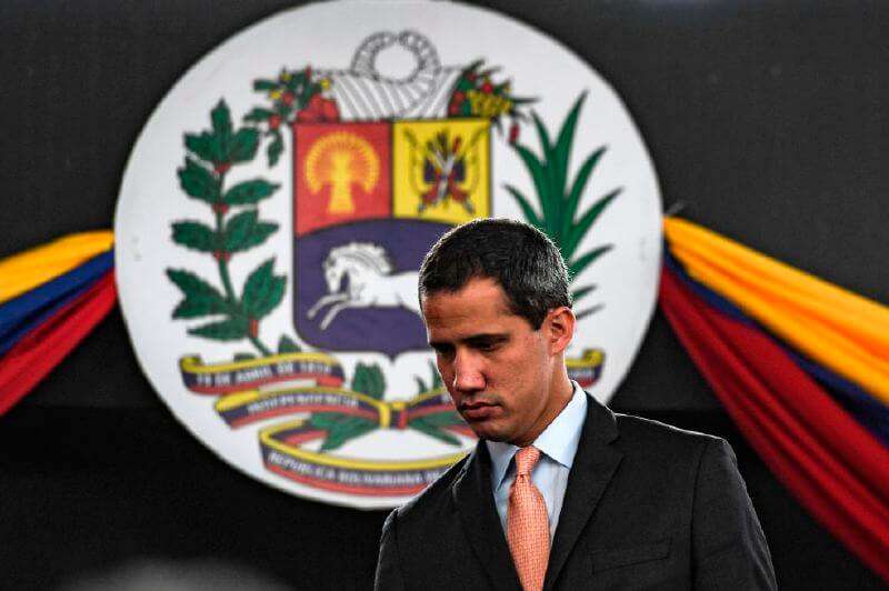 Juan Guaidó, líder opositor venezolano, se juramentó el 23 de enero de 2019 como “presidente interino”. / AFP