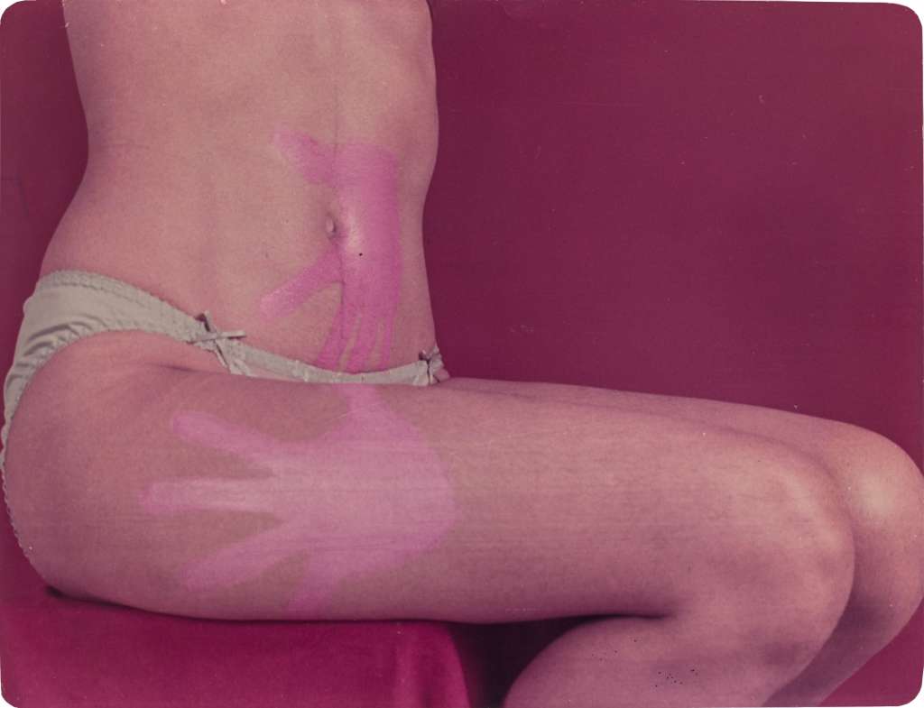 Huellas en rosa (1982)