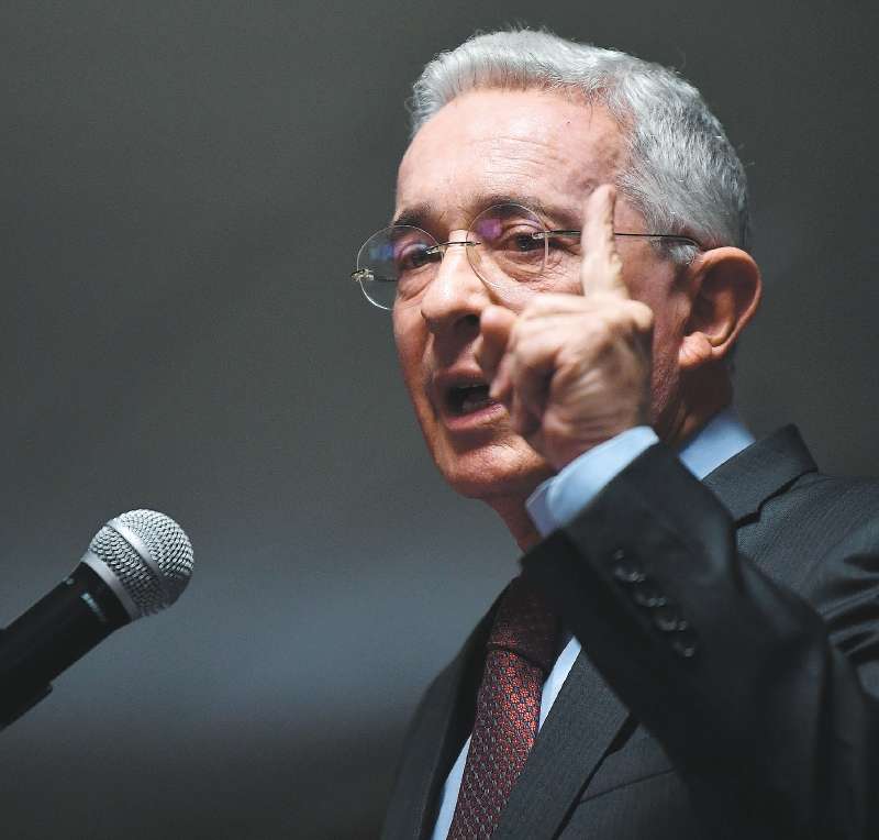 Álvaro Uribe