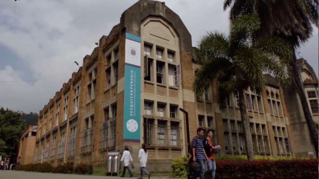 Los cupos son ofrecidos por el Centro de Educación Continua de la Universidad Nacional sede Medellín.