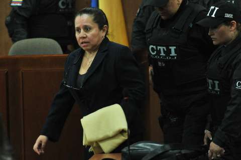 María del Pilar Hurtado deja Panamá y llega a Bogotá