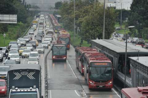 Bus de Transmilenio arrolló a un hombre que habría acabado de hurtar un celular