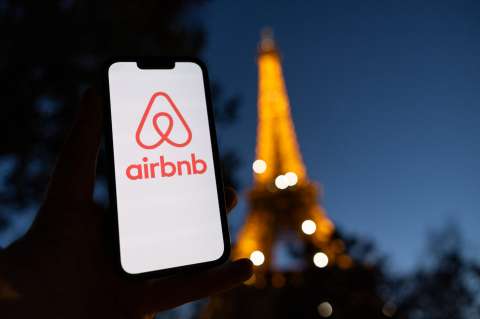 Airbnb lanza espacio de servicios: desde masajes y chef, hasta entrenador personal