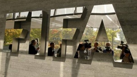 La FIFA quiere limitar las cesiones de jugadores y reformar los traspasos