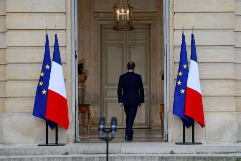 Francia busca prohibir las redes sociales a los menores de 15 años