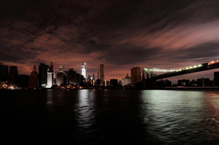 Tras paso de Sandy, Nueva York empieza a recuperar electricidad