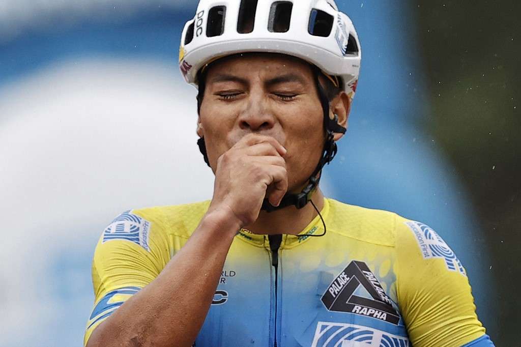 Caicedo, de 27 años y corredor del Education First, fue campeón de la Vuelta a Colombia en 2018.