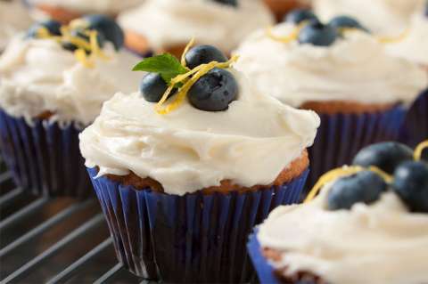 ¿Cómo hacer postre de crema de maní y arándanos? Conoce la receta
