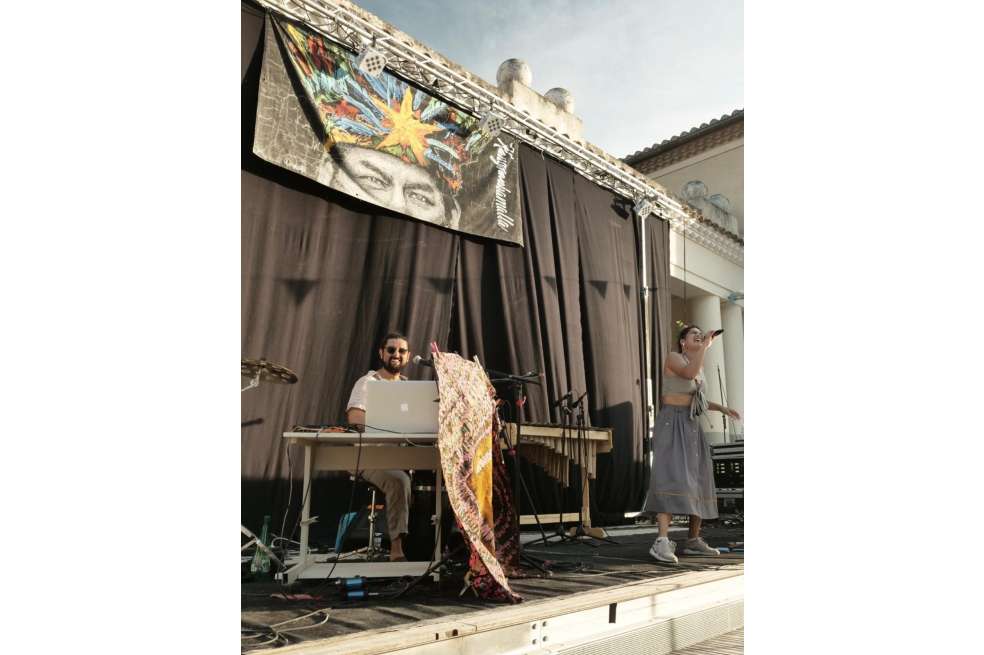 Arlín Torregrosa y Diego Garnica en el Festivalito en Calvisson, Francia.
