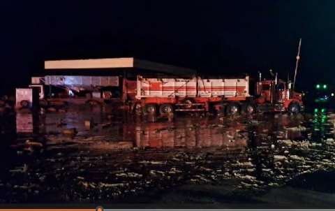 Tragedia en Naranjal: avalancha deja cinco muertos, destrozos y desaparecidos