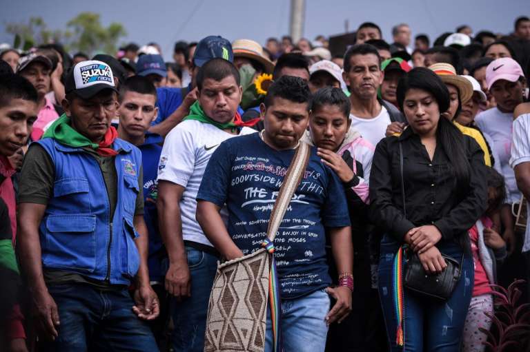 Siembra de Argenis Yatacué y Marcelino Yatacué Ipia
