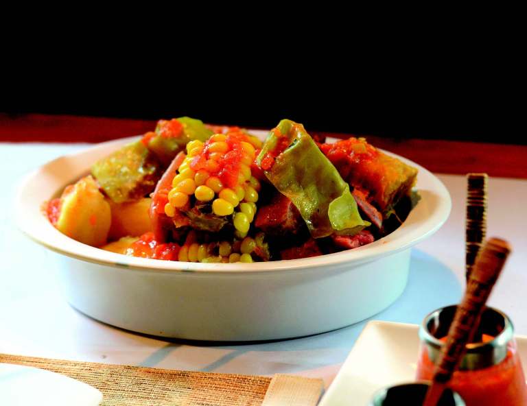 Receta: ¿Cómo preparar puchero santafereño?