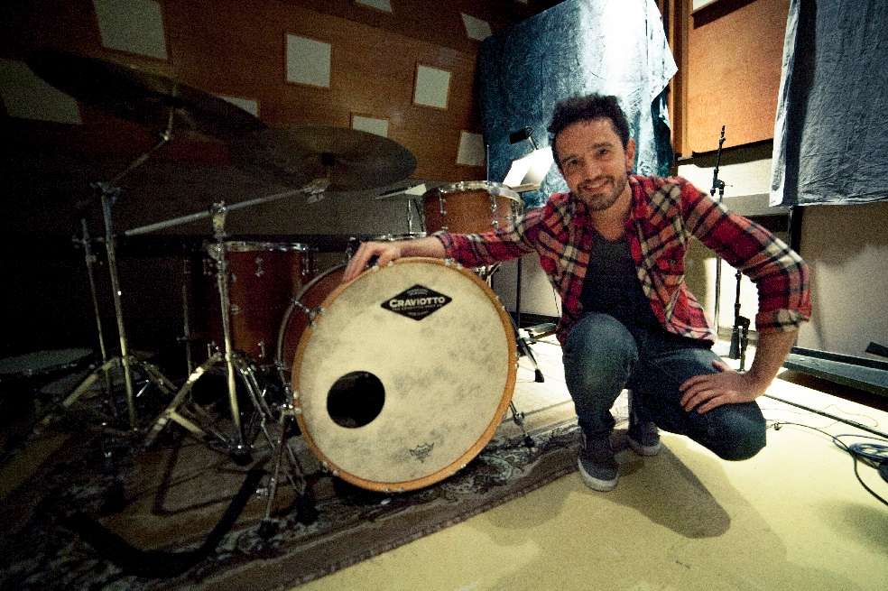 Andrés Torres es un músico polifacético que hace historia detrás de bambalinas. / Archivo particular