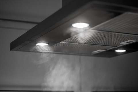 El truco para limpiar tu extractor de cocina y dejarlo como el de un restaurante