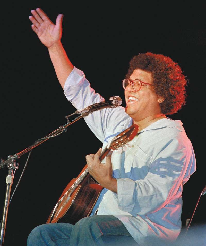 Además de sus múltiples galardones, Pablo Milanés obtuvo el Grammy Latino a la excelencia musical en 2015.