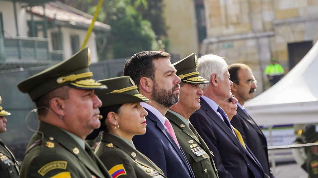 Transmisión de mando Policía Metropolitana de Bogotá. General José Daniel Gualdrón asume el liderazgo policial en la capital.