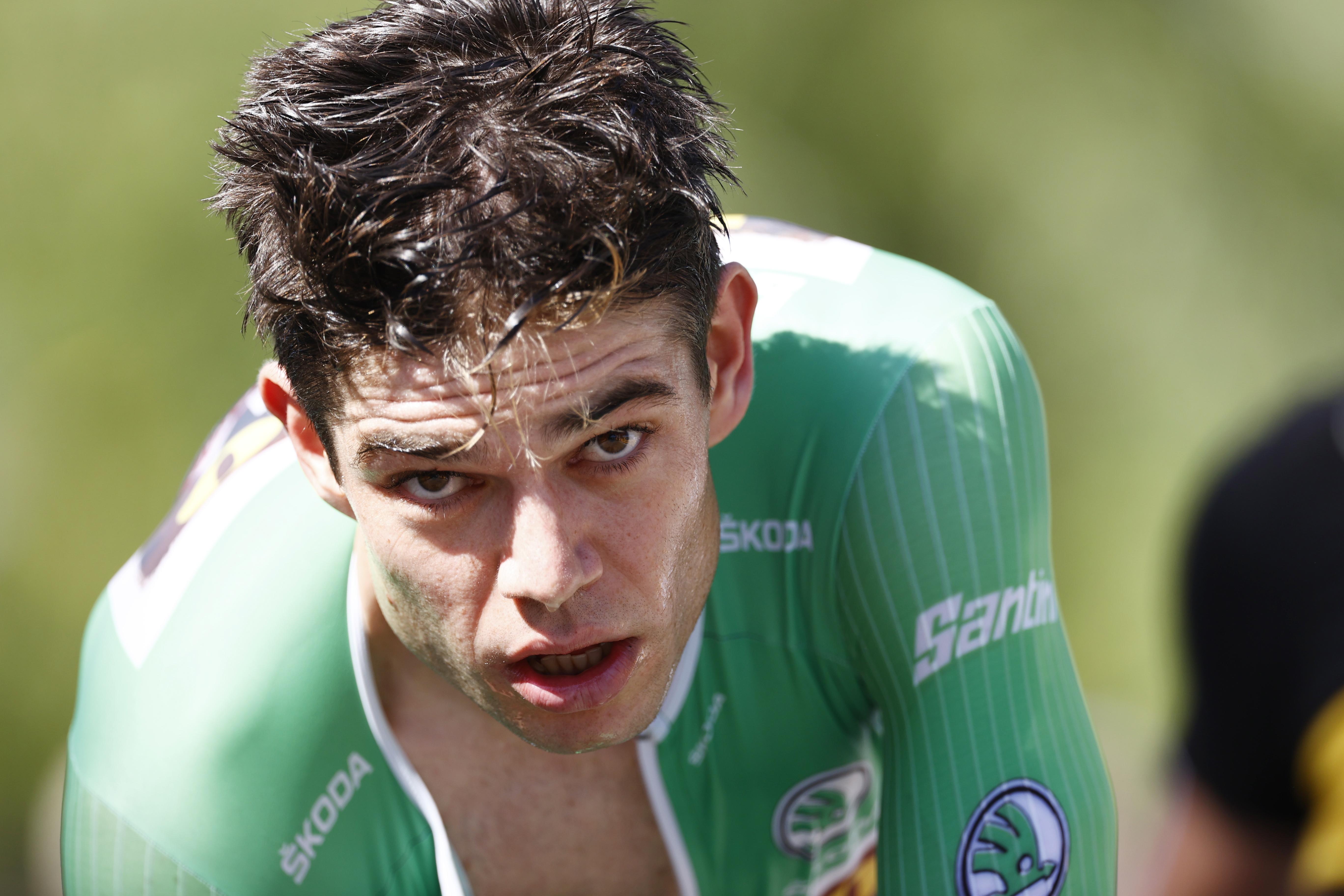 Rocamadour (France), 23/07/2022.- The Green Jersey Belgium rider Wout Van Aert of Jumbo Visma reacts after he crosses the finish line of the 20th stage of the Tour de France 2022, an individual time trial over 40.7km from Lacapelle-Marival to Rocamadour, France, 23 July 2022. (Ciclismo, Bélgica, Francia) EFE/EPA/GUILLAUME HORCAJUELO