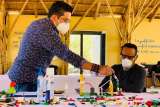 El bogotano que instruye a las empresas usando fichas Lego