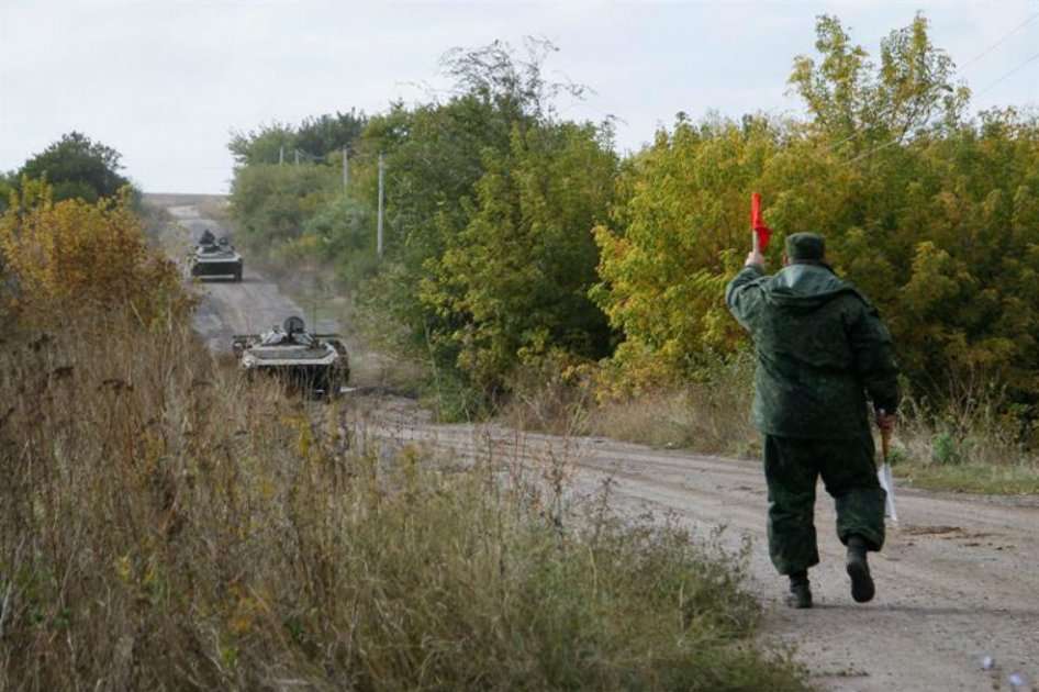 La Cruz Roja dice que este es el único medio para evitar que la población, que ya padece las consecuencias de un conflicto armado latente, sufra todavía más. / EFE