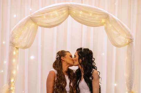 Por proteger la “moral cristiana”, juez en Cartagena no aceptó casar a dos mujeres